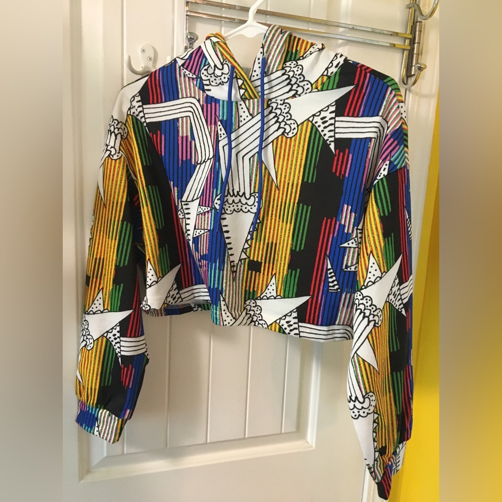 Cropped Graphic Sweatshirt